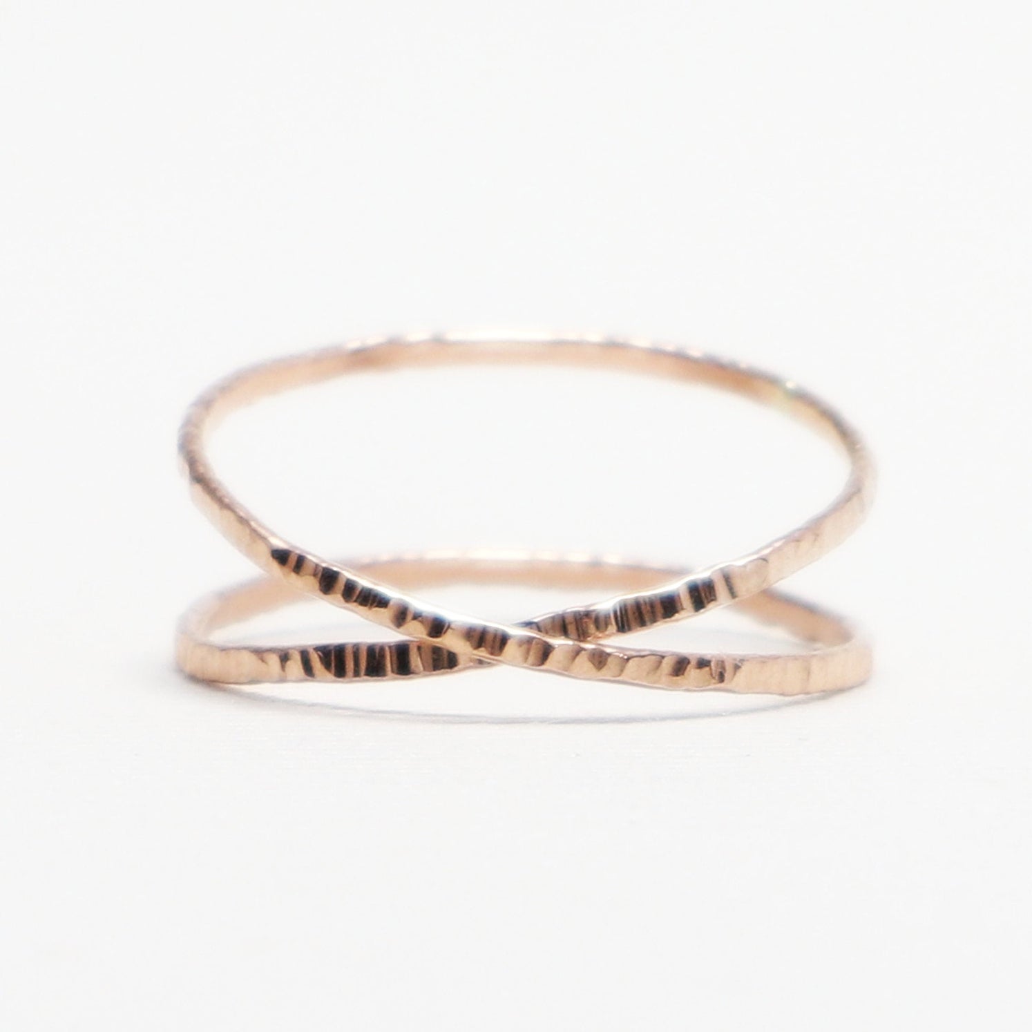 LOVEx Line Hammered Ring