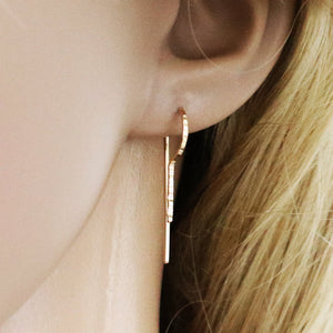 Sweet Pea Line Hammered P-Threader Earrings
